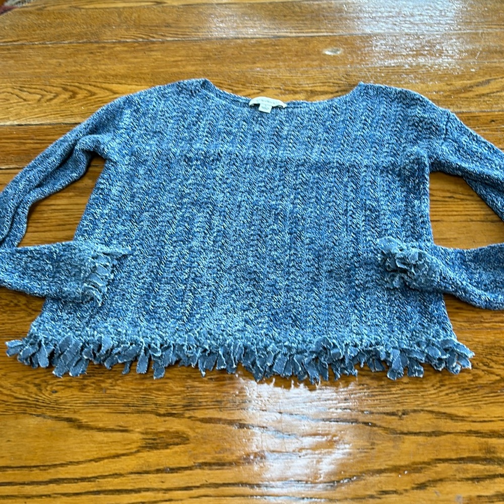 White + Warren chambray blue knit sweater. Size Small. Great condition.